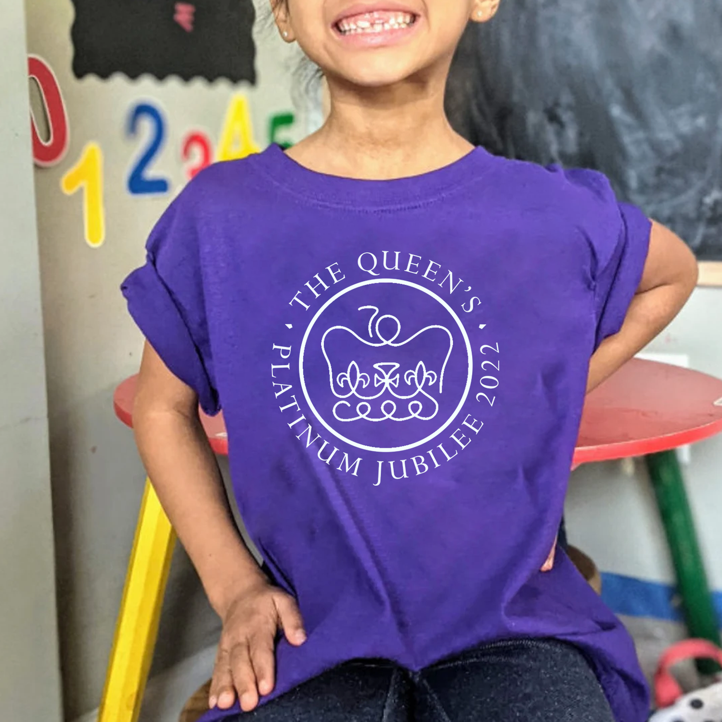 The Queen's Platinum Jubilee 2022 Purple T-Shirt - Queen's Jubilee Celebrations