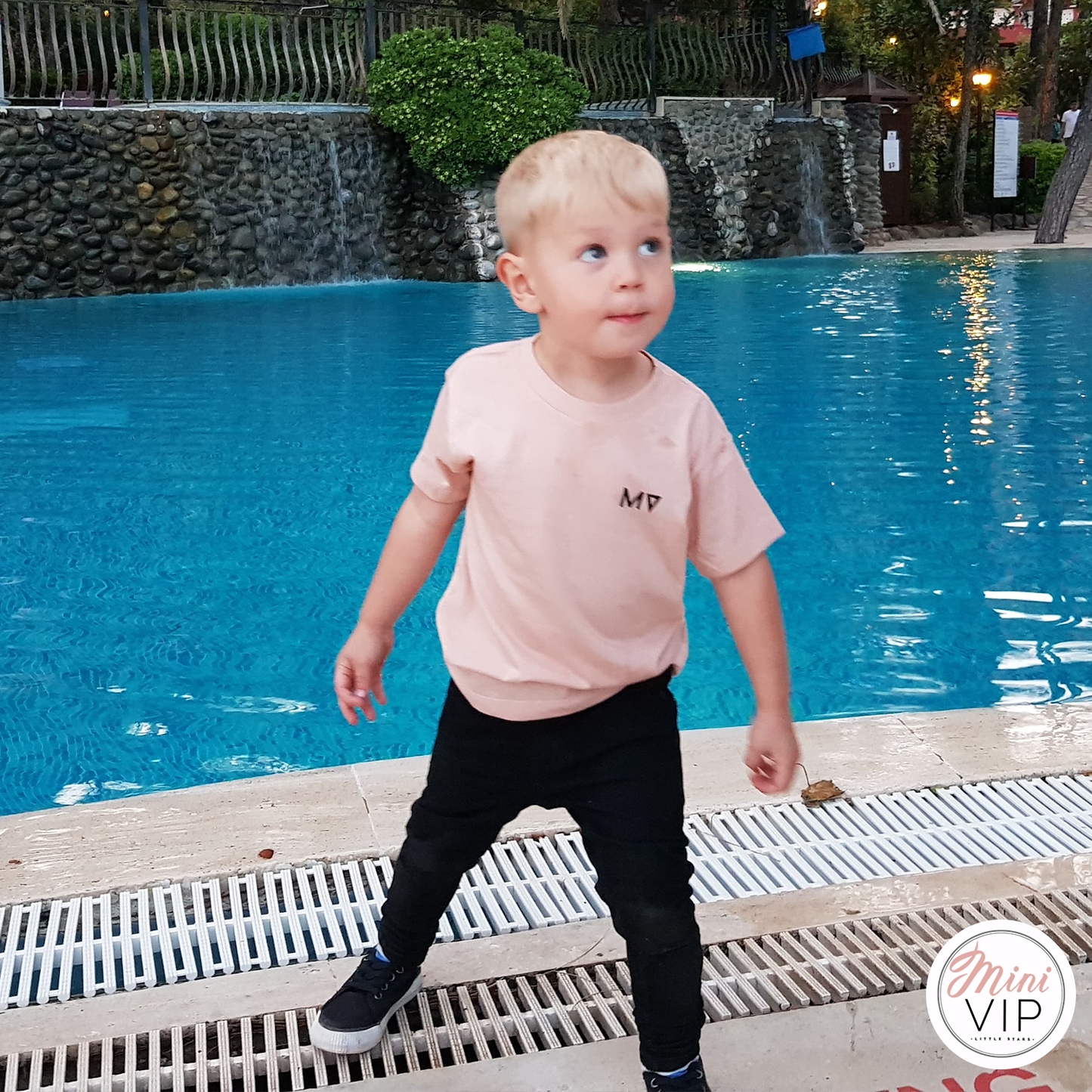 MV logo peach summer t-shirt