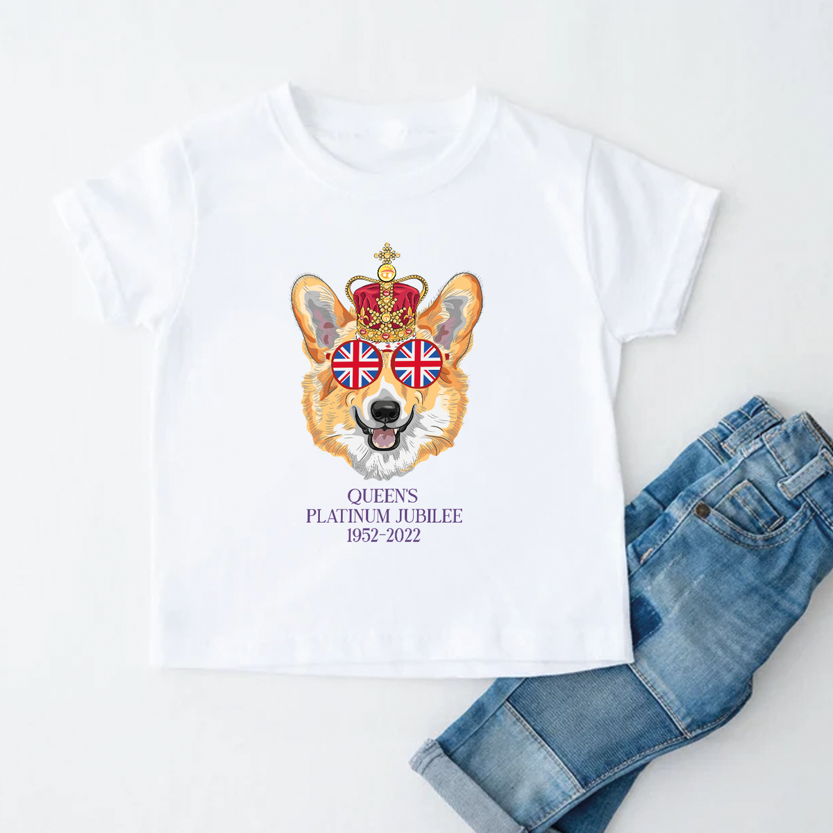 Queen&#39;s Platinum Jubilee Corgi Dog Design White T-Shirt